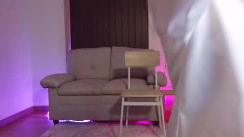 Sofi online show from February 15, 6:15 am