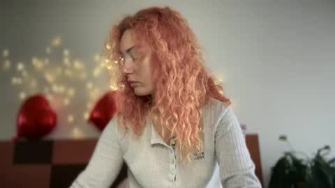 Emily online show from March 3, 9:16 am