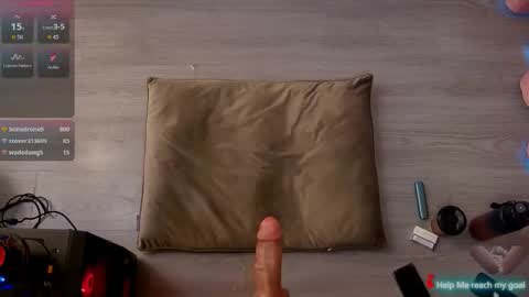 Redhead Shark online show from October 20, 1:38 pm