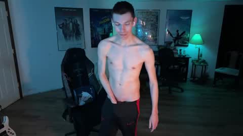 reelbigwang online show from March 1, 4:26 am