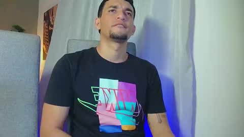 paola online show from February 9, 5:29 am