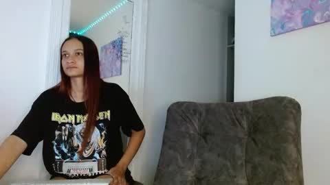 reina_reina online show from February 11, 5:44 am