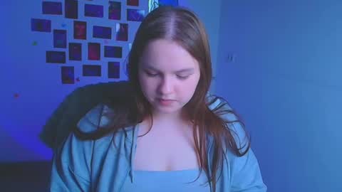 Reina online show from March 7, 6:46 am