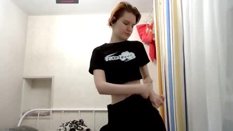 Claire online show from February 6, 6:43 pm