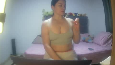renata_hot1 online show from October 30, 11:16 pm