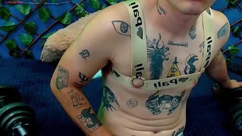 R E N E  online show from January 23, 11:37 am