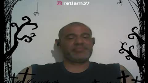 Snapshot of retlam37 chatting on October 23, 4:25 am Walter online show from October 23, 4:25 am