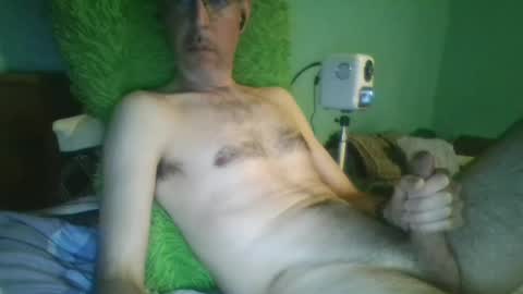 reyes_albert2006 online show from January 6, 3:42 am