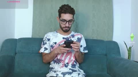 Snapshot of reypablo1 chatting on October 9, 10:48 pm REY PABLO Independent online show from October 9, 10:48 pm