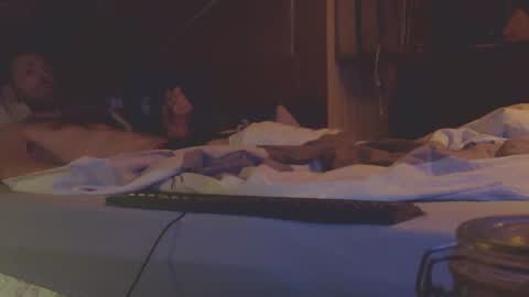 Snapshot of rhumgom40 chatting on February 8, 1:32 am rhumgom40 online show from February 8, 1:32 am