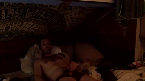 Snapshot of rhumgom40 chatting on October 12, 12:25 am rhumgom40 online show from October 12, 12:25 am