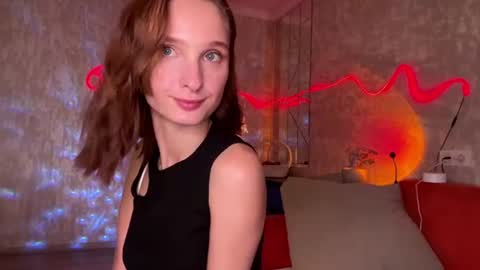 riana_razz online show from July 3, 1:49 pm