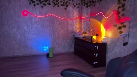 riana_razz online show from July 8, 3:26 pm