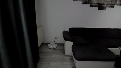 RichardDarell online show from September 23, 4:39 am