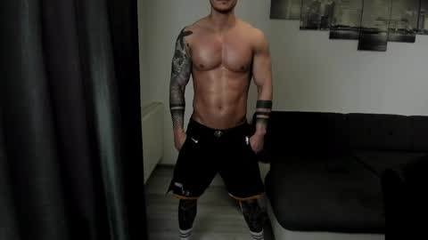 RichardDarell online show from April 10, 6:30 am