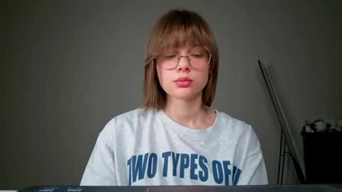 Luna online show from May 15, 6:59 pm