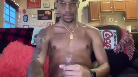 richchris66 online show from December 8, 11:08 pm