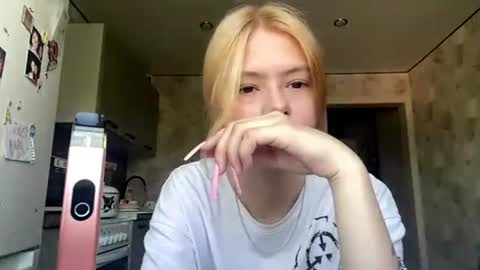 jenny online show from June 26, 2:11 pm