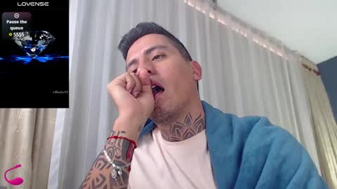 David online show from January 8, 8:50 pm