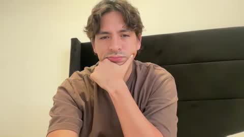 richisex22 online show from May 2, 10:15 pm
