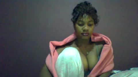 ricie001 online show from June 10, 11:42 am