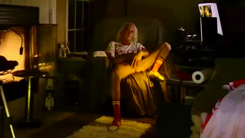 PINK HOLE TWINK online show from October 26, 4:35 am