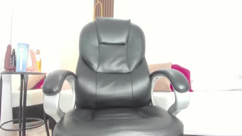 Snapshot of ricky_owens1 chatting on September 15, 2:29 pm Ricky  online show from September 15, 2:29 pm