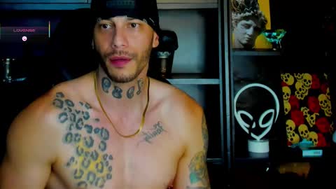 ricky_santos_ online show from September 11, 11:17 pm