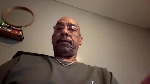 rico97681 online show from December 19, 5:30 pm