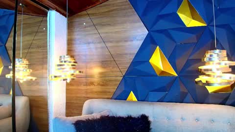 Snapshot of riley_reid_19 chatting on September 25, 8:05 pm kamila online show from September 25, 8:05 pm