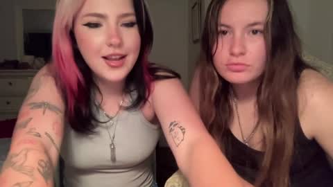 rileycooperrr online show from May 30, 6:01 am