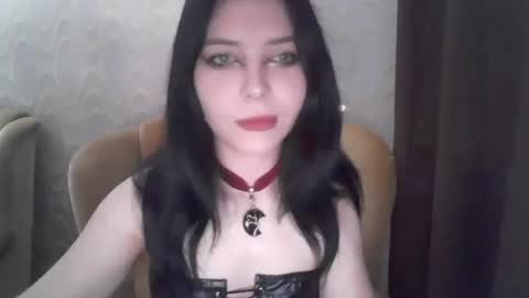 Riley online show from June 23, 8:33 am