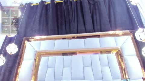 Riley online show from December 16, 11:49 am