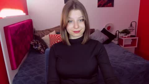 rinacake online show from April 14, 12:30 pm