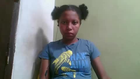 rinah654271 online show from May 27, 9:17 am