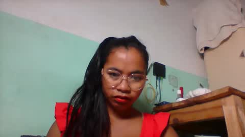 rinah856024 online show from April 28, 4:17 am