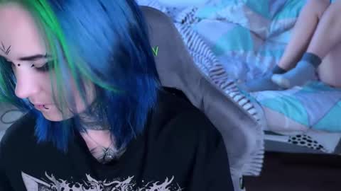   DianaBrite            fansl y online show from September 20, 1:25 pm