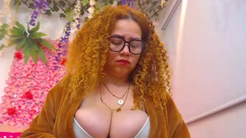 Risitos De Oro online show from July 5, 10:44 am