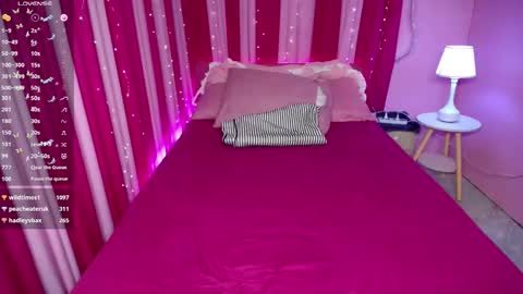 ALLISON HARVARD online show from November 15, 1:13 pm