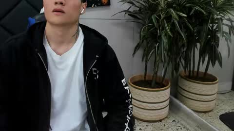 Roan Birkin online show from March 25, 7:42 pm