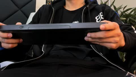 Roan Birkin online show from March 30, 7:36 pm