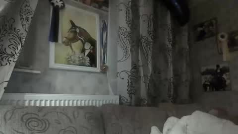 rob18997 online show from November 12, 5:48 pm