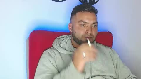 Stiven - online show from May 5, 6:52 am