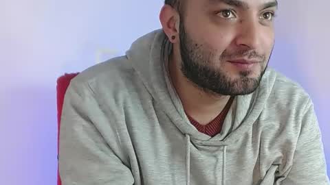 Snapshot of robert_leroy chatting on February 17, 3:55 pm Stiven - online show from February 17, 3:55 pm