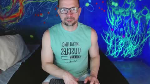 Robert online show from November 27, 1:13 am