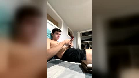 robertregan30 online show from January 10, 6:08 am