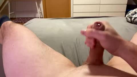 robin1999m2 online show from April 10, 9:41 pm