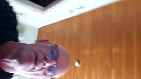 robke1966 online show from September 22, 9:35 am