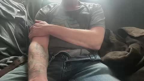 robrough123 online show from March 17, 9:42 pm