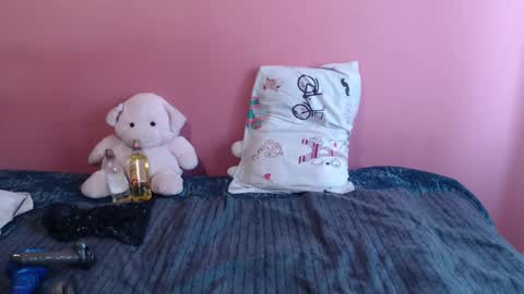 Rochelle online show from March 14, 7:51 pm